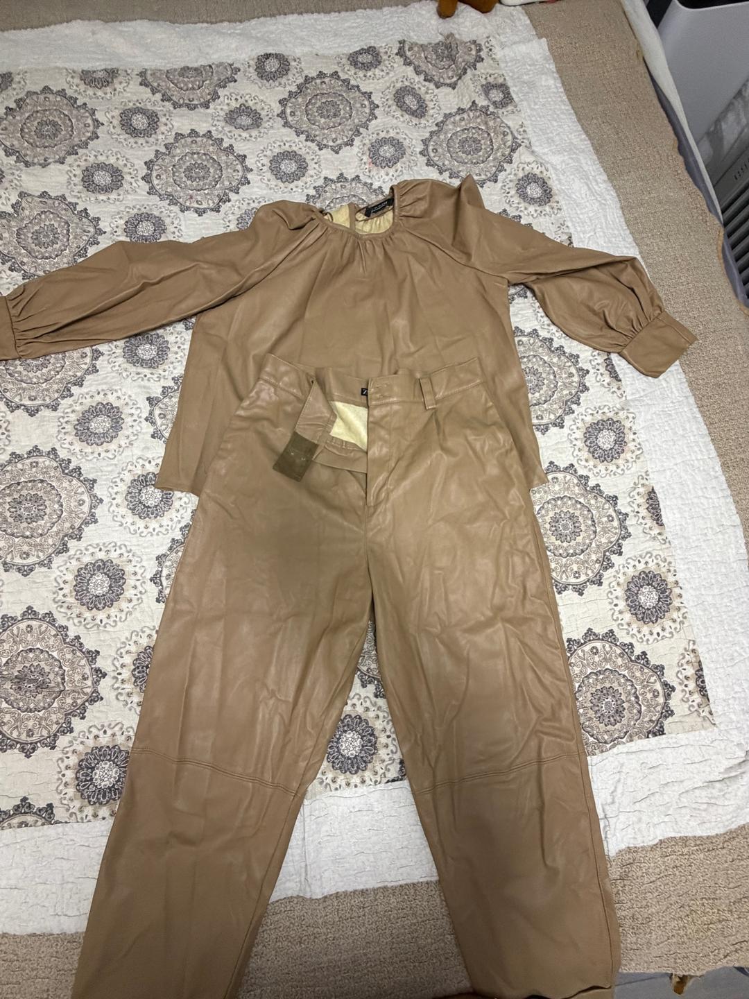 Zara Костюм из экокожи Зара — фото 2