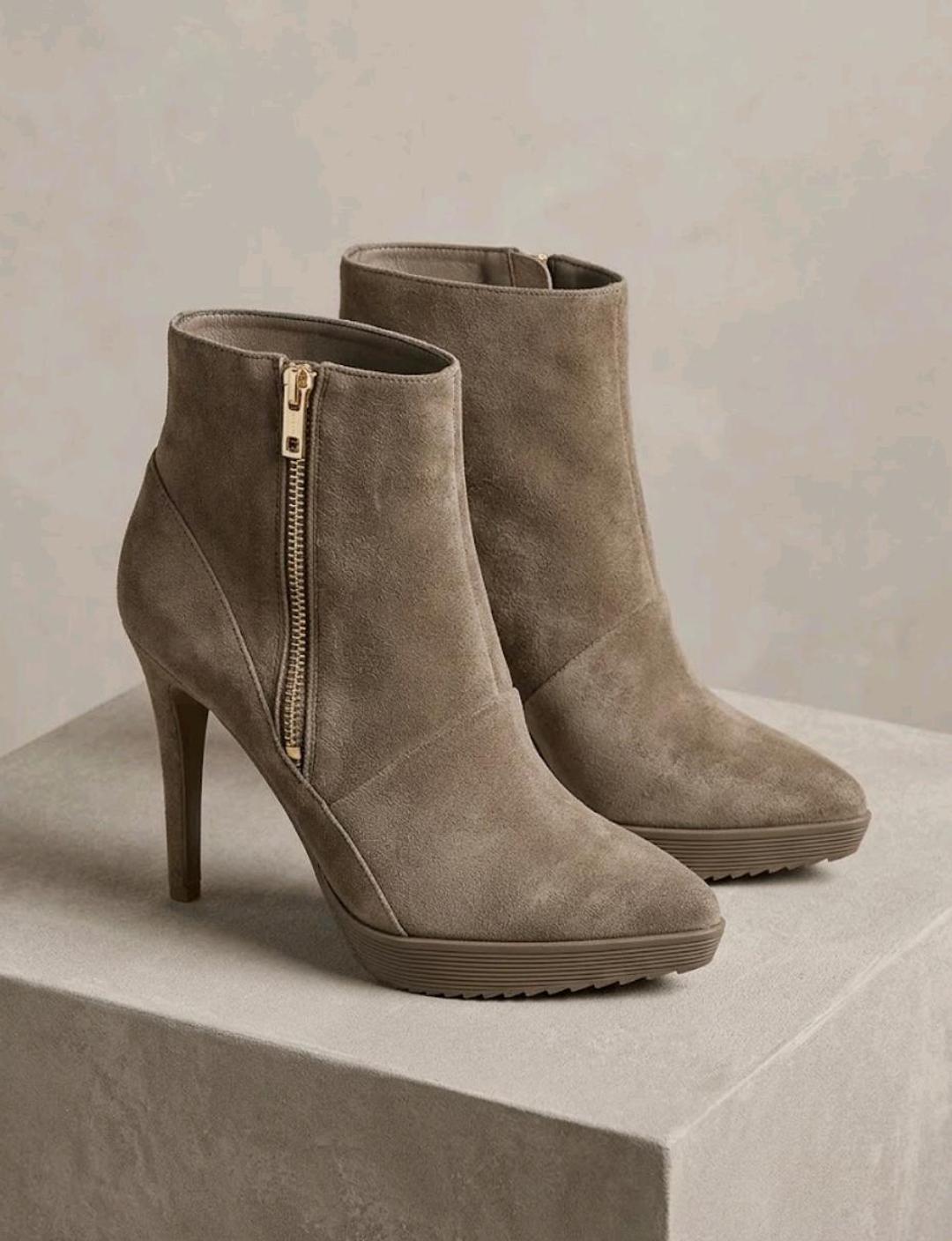 Bata Элегантные замшевые ботильоны на каблуке и платформе — фото 2