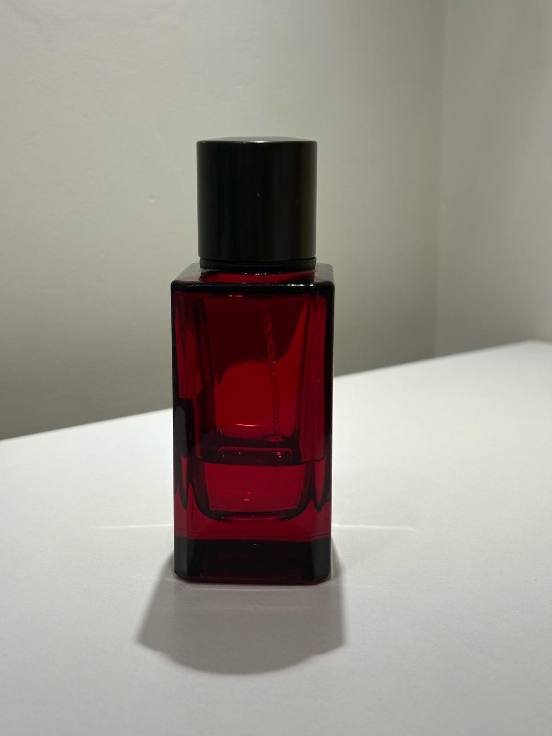Banana Republic Духи Banana Republic «Dark cherry & Amber» — фото 2