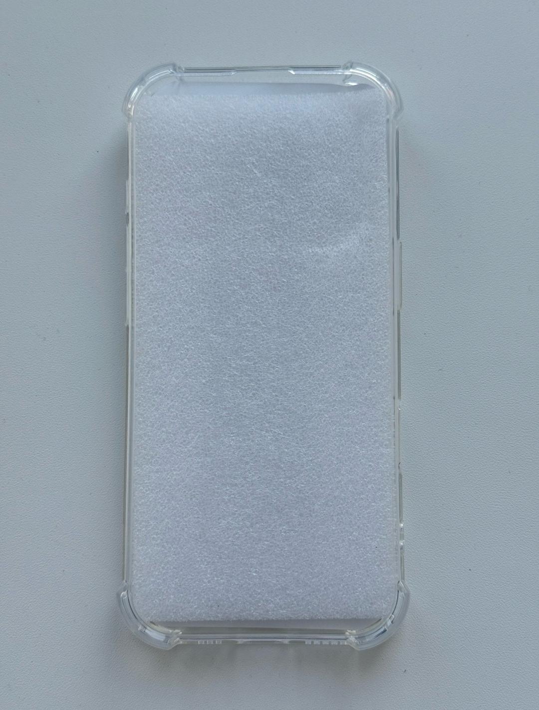 Нет бренда Чехол на iPhone 16 pro — фото 2