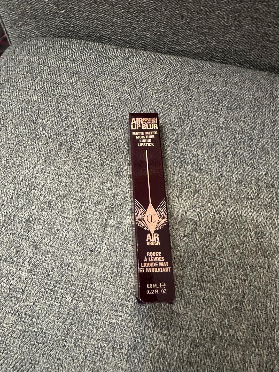 Charlotte Tilbury Помада Charlotte Tilbury — фото 2