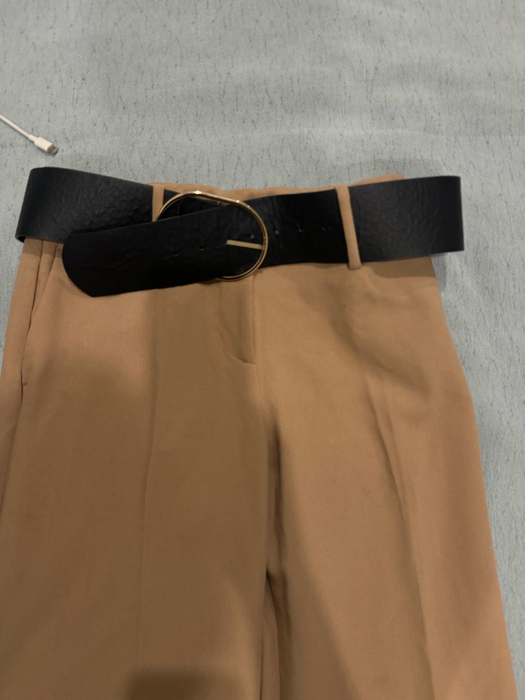 Zara Классические бежевые брюки бренда Zara — фото 2