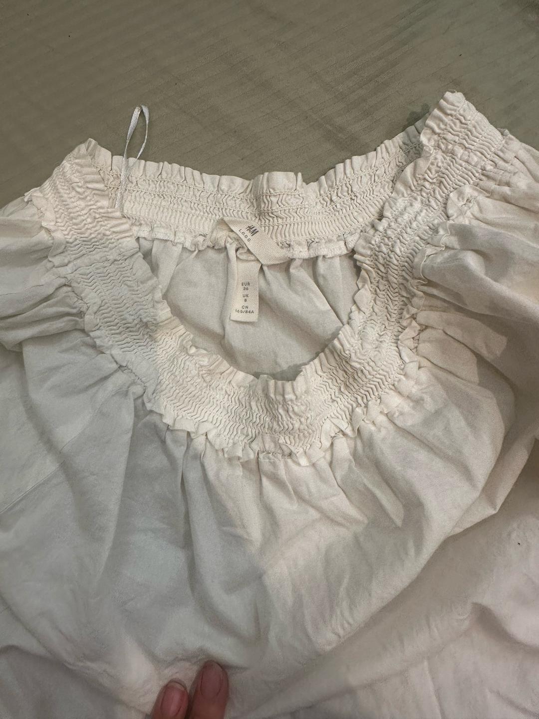 H&M Белая хлопковая блуза H&M с открытыми плечами / Блузка кармен крестьянка (Размер — фото 2