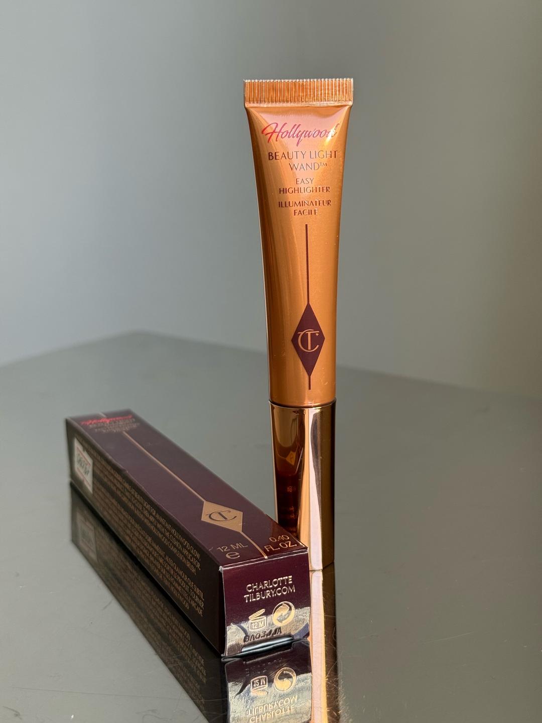Charlotte Tilbury Charlotte Tilbury кремовый хайлайтер — фото 2
