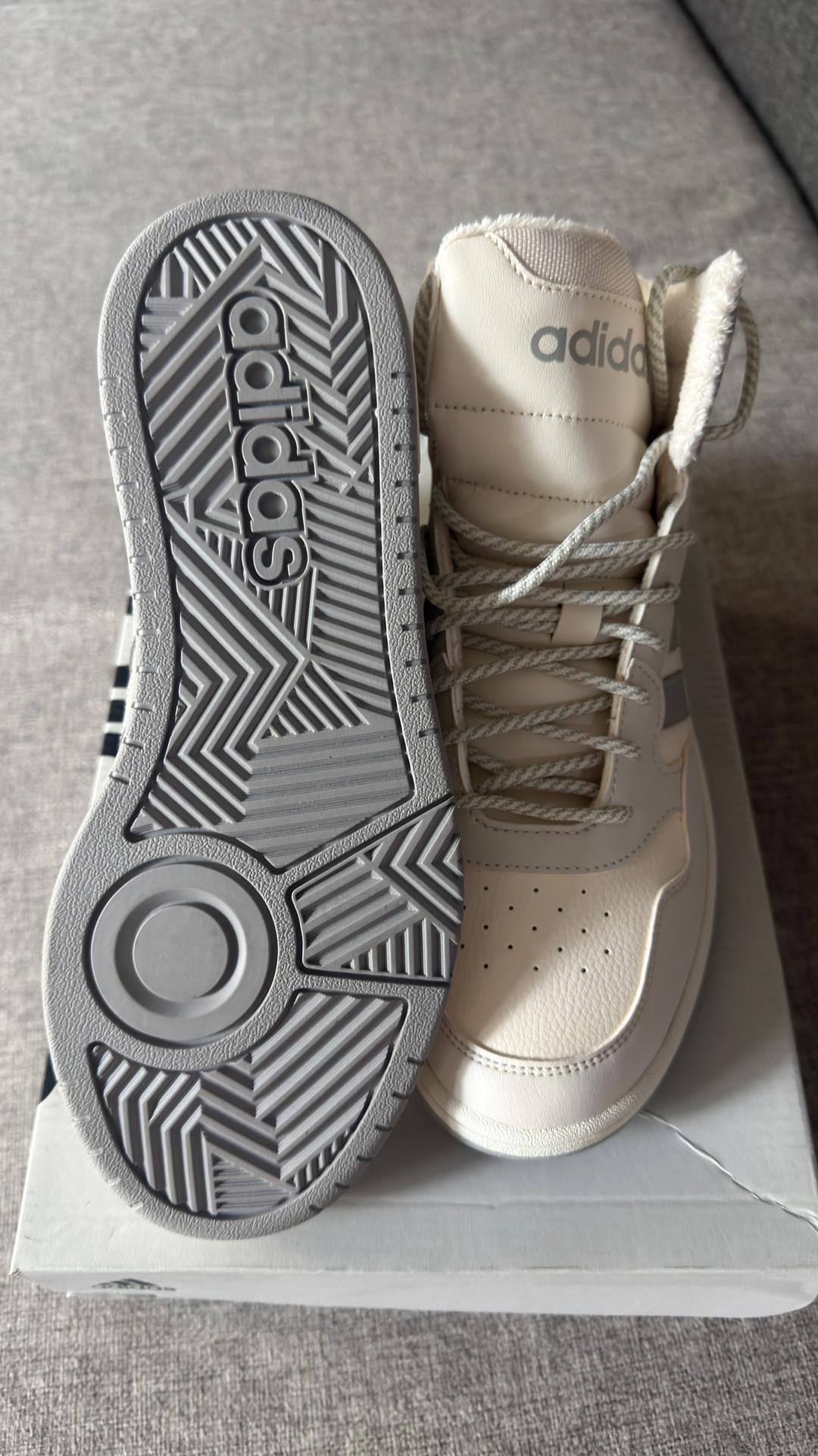 Adidas Кроссовки adidas высокие, оригинал — фото 2