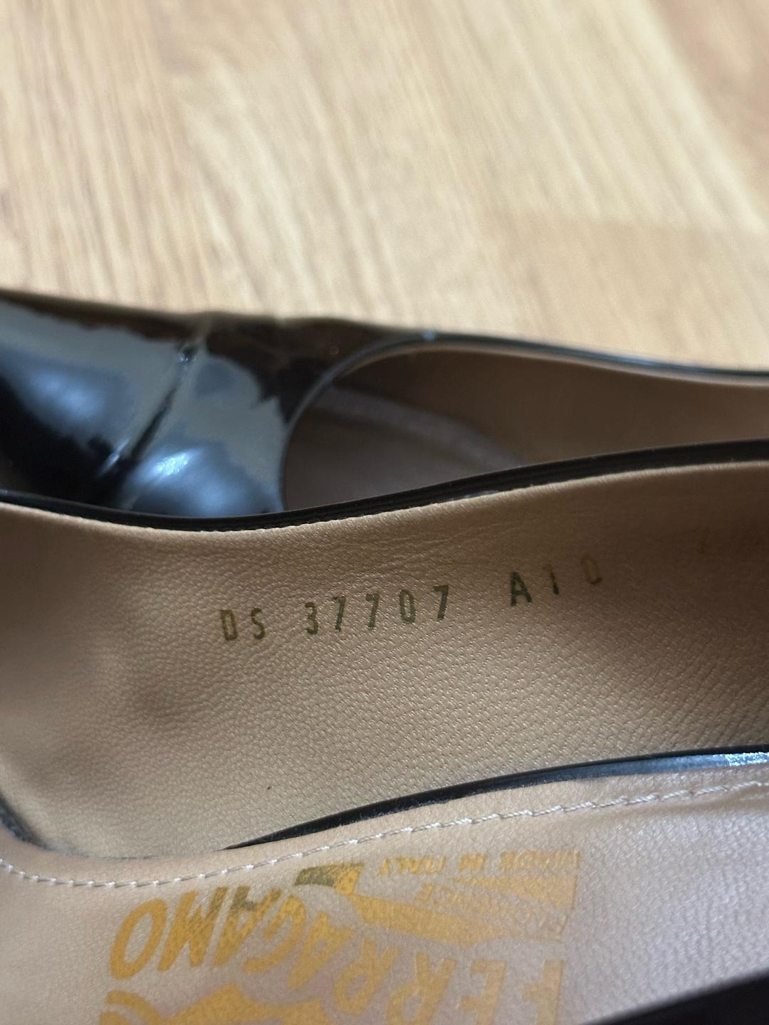 Salvatore Ferragamo Классические черные туфли — фото 2