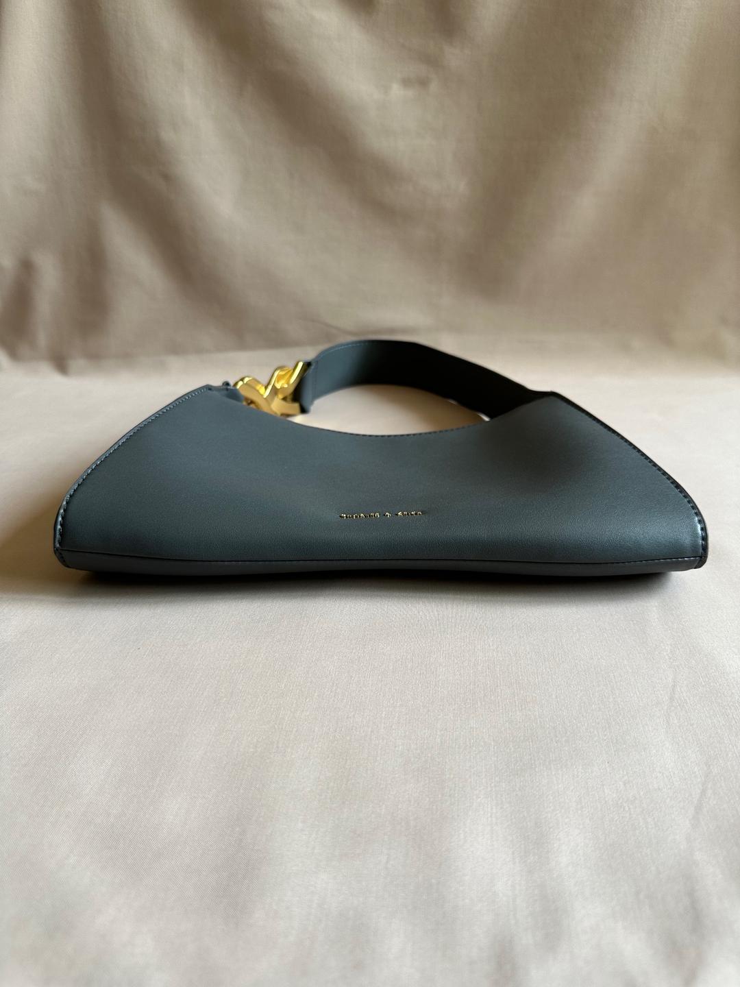 Charles & Keith Продам сумку Charles&Keith — фото 2