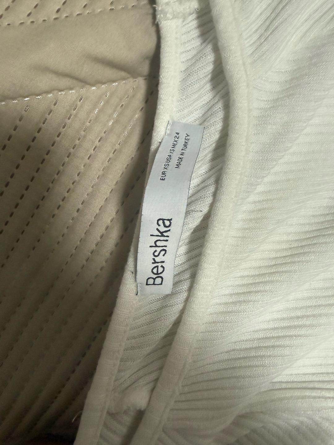 Bershka Белок кофточка/топ с рукавами с бершки — фото 2