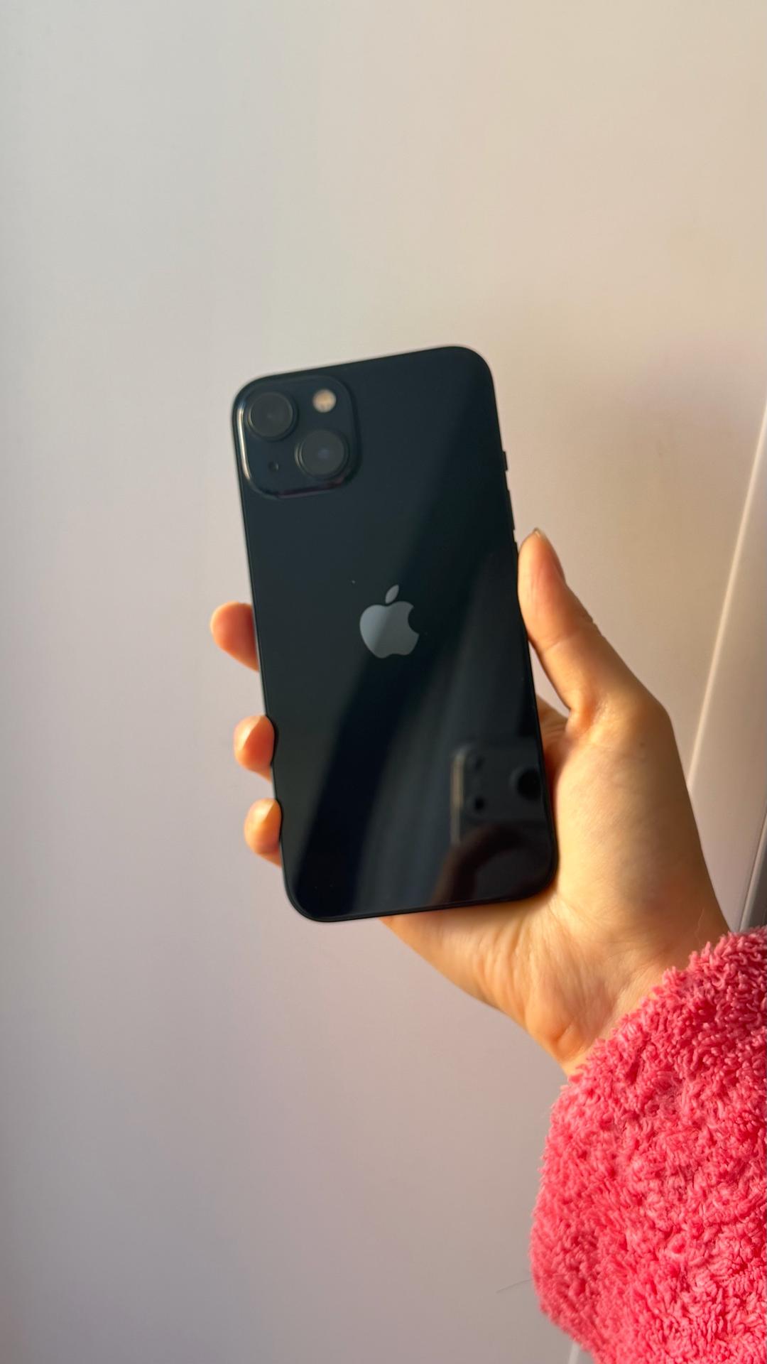 Apple Смартфон Apple iPhone 13 256gb — фото 2