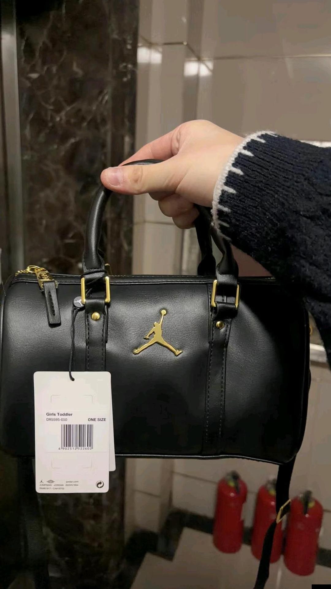 Jordan Сумка Jordan Heir Mini & Small Duffel — фото 2