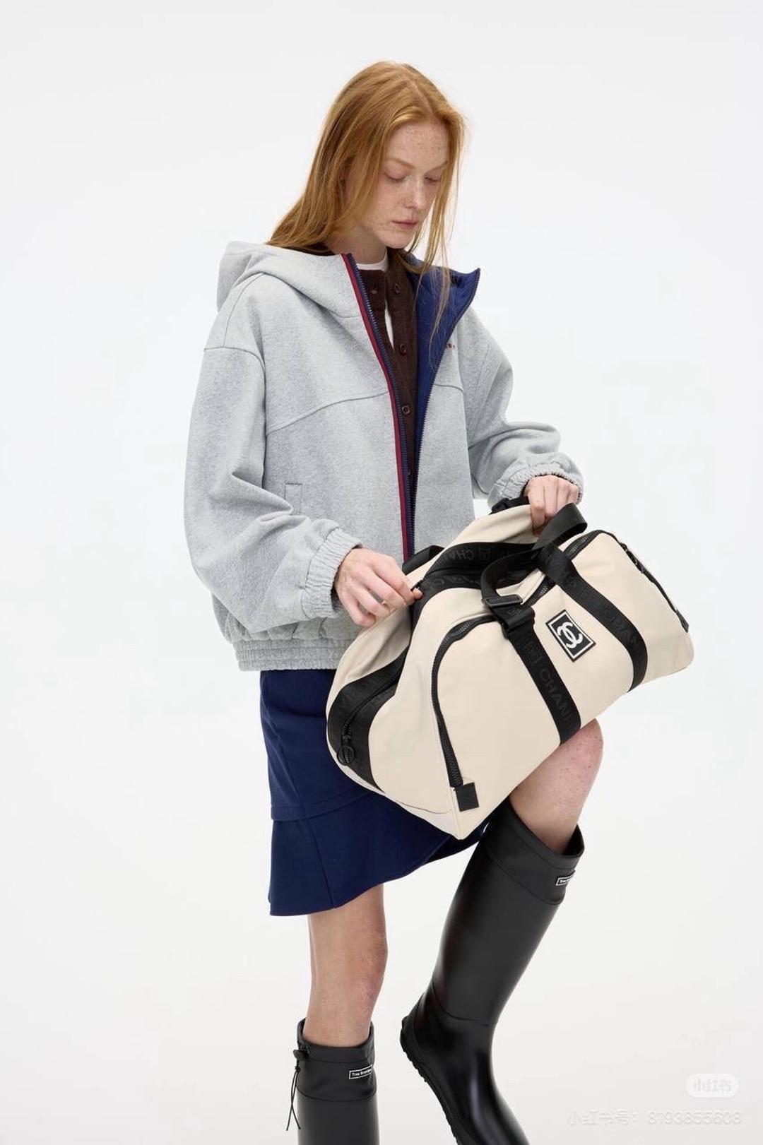 Chanel Спортивная сумка Chanel Beaty — фото 2
