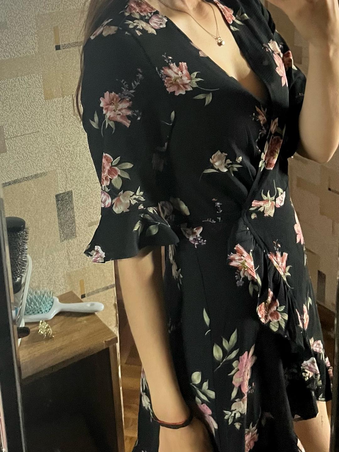 Boohoo Платье boohoo на запах — фото 2
