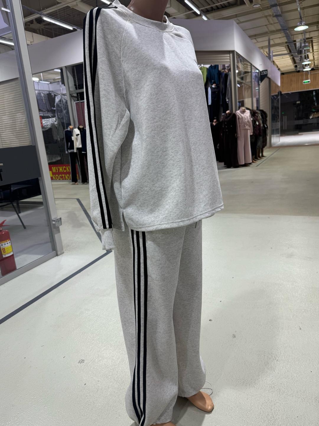 Adidas Спортивный костюм adidas — фото 2