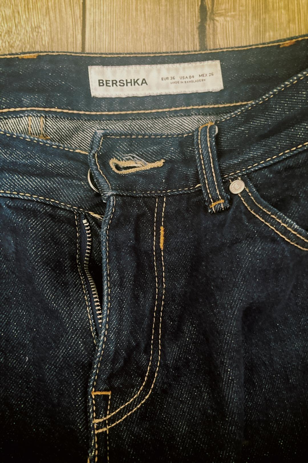 Bershka темно синие джинсы Бершка — фото 2