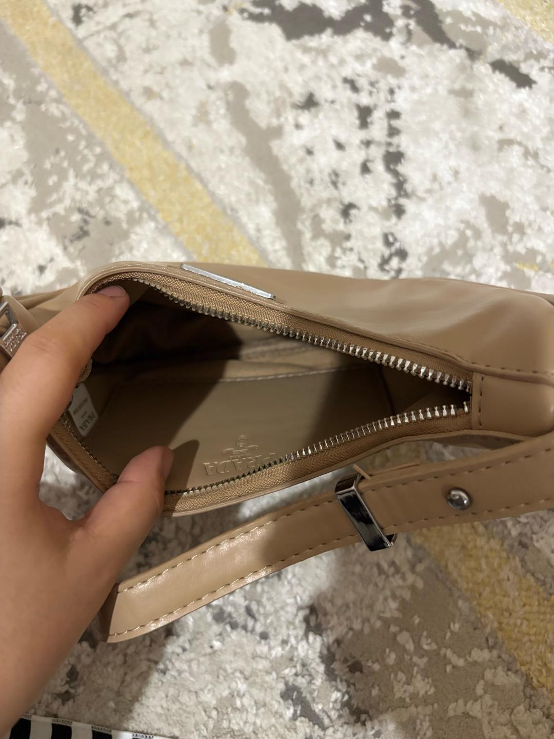 Prada Сумка-багет — фото 2