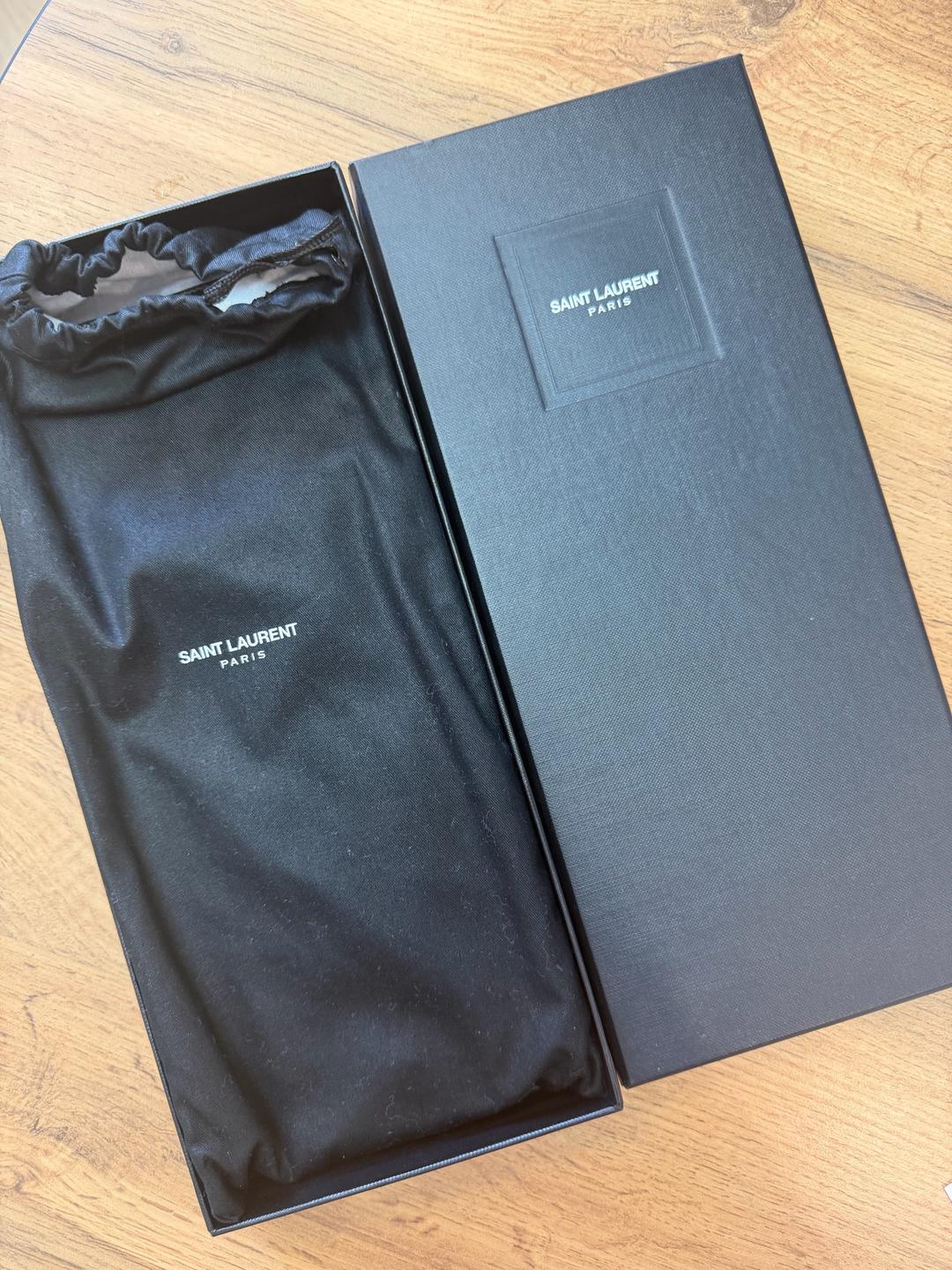 Yves Saint Laurent Клатч «saint laurent» — фото 2