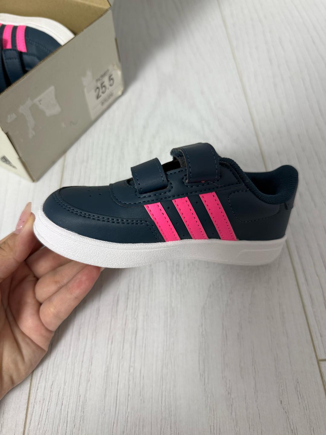 Adidas Детские кроссовки для девочки Adidas — фото 2