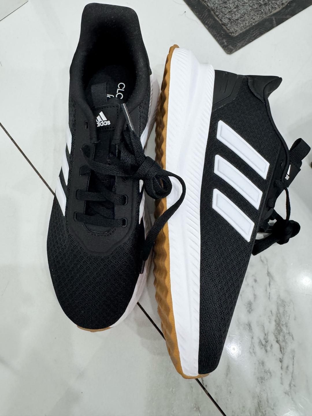Adidas Кроссовки adidas — фото 2