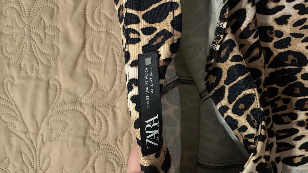 Zara Шорты Zara с леопардовым принтом — фото 2
