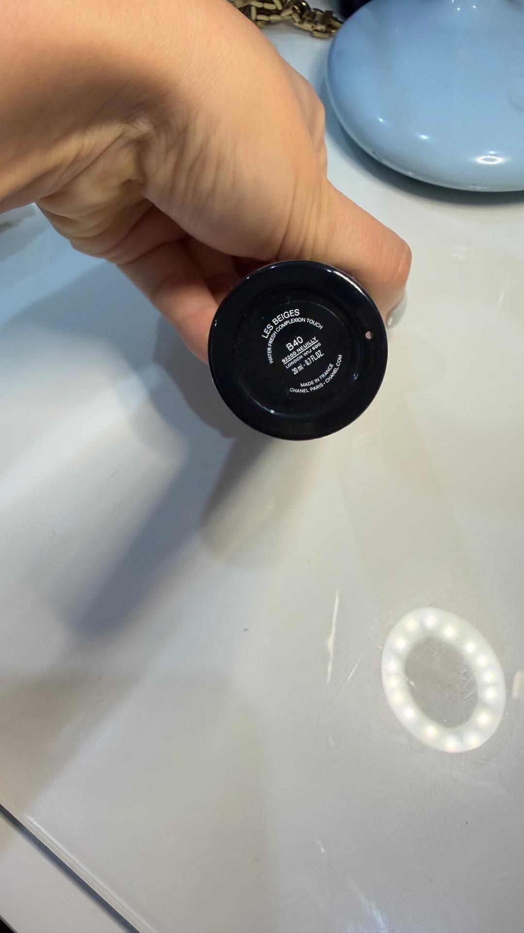 Chanel CHANEL Les Beiges Touche de Teint Water-Fresh Complexion Touch — фото 2