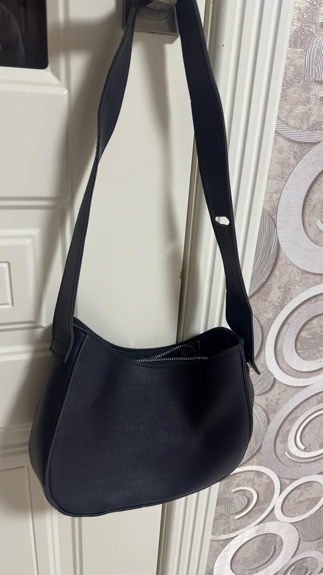 Fendi Сумка базовая багет. — фото 2