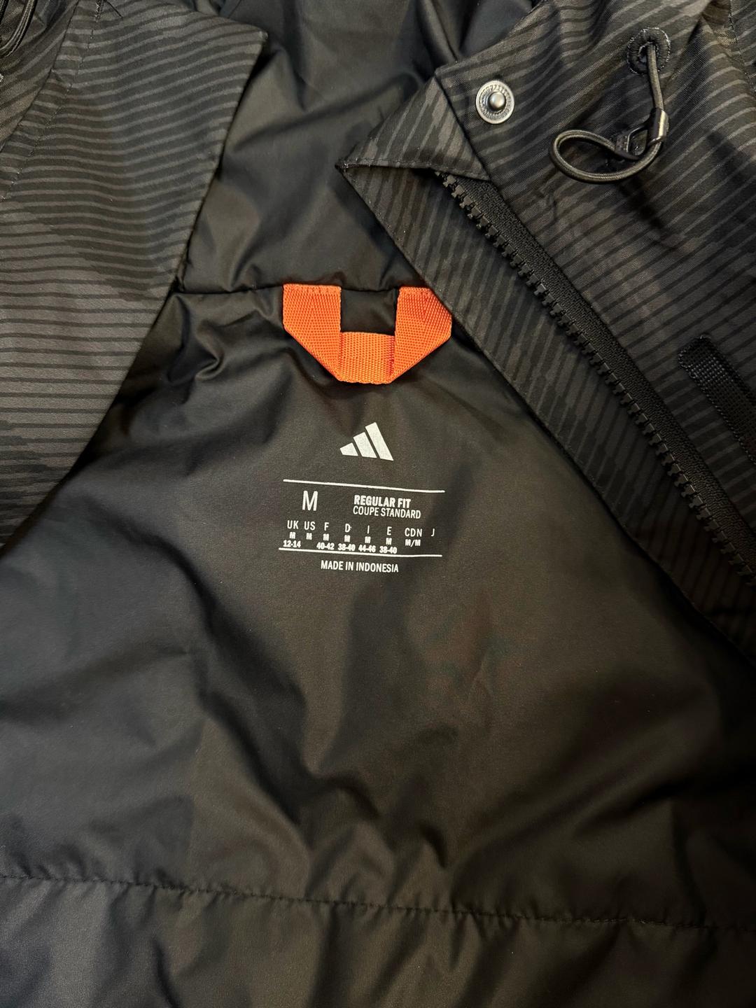 Adidas Женская куртка adidas Terrex Multi 2L Rain.Rdy Insulated, М размер — фото 2