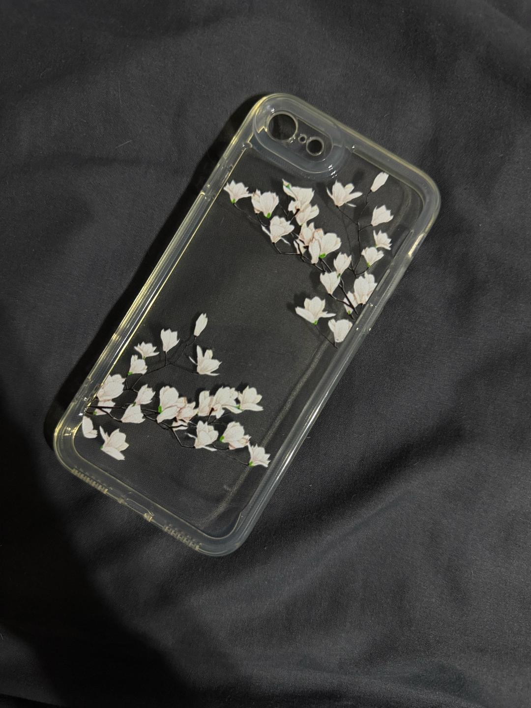 Чехлы на iPhone SE 2020 — фото 2