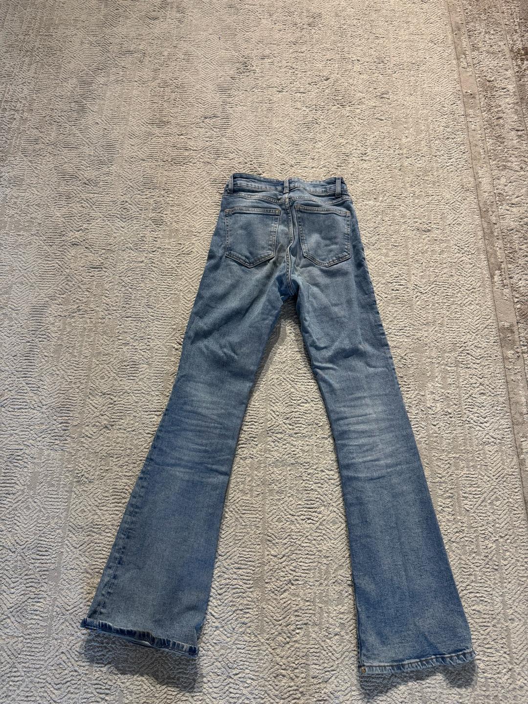 H&M Джинсы клеш H&M — фото 2
