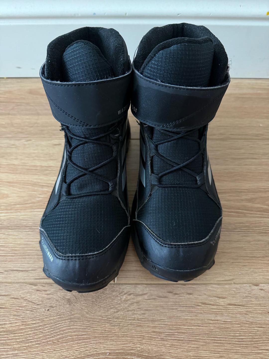 Adidas Детские ботинки adidas Terrex 35р — фото 2
