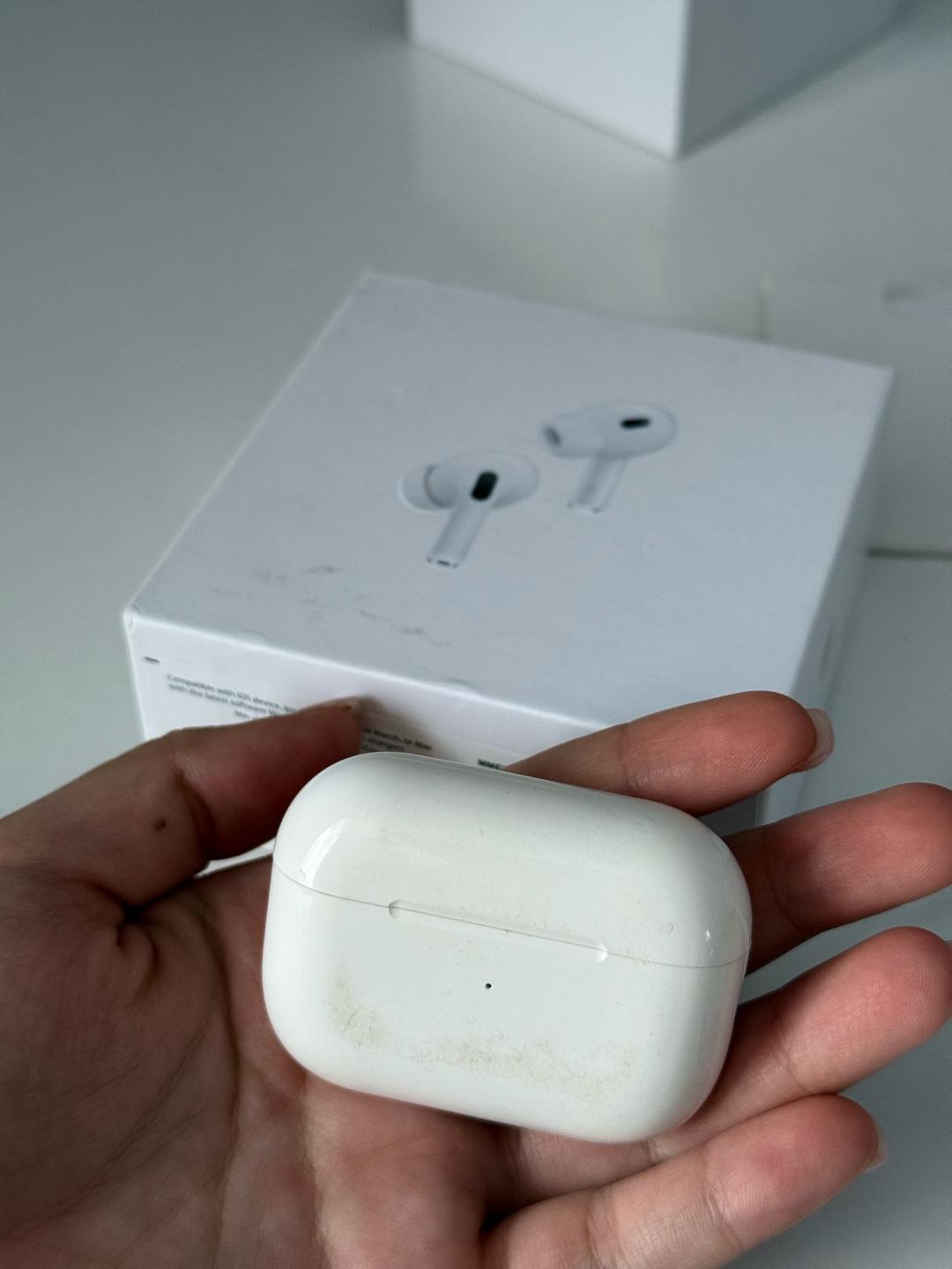 Apple Наушники Apple AirPods Pro 2-го поколения — фото 2
