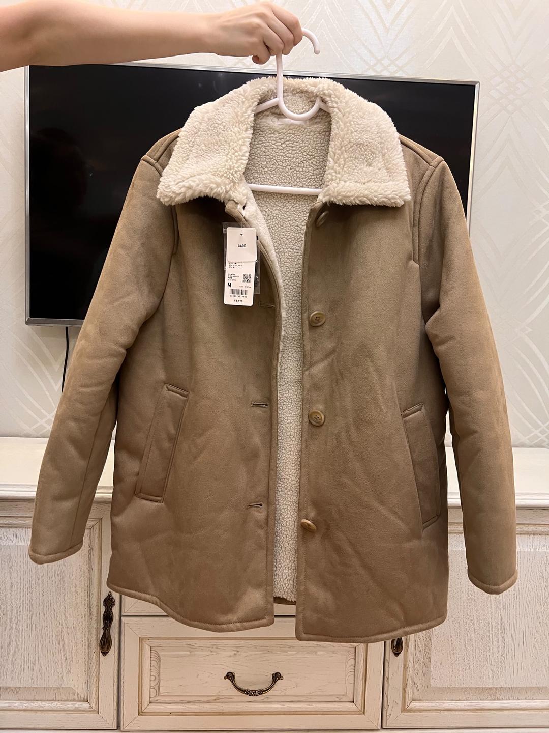 Uniqlo Женская дубленка — фото 2