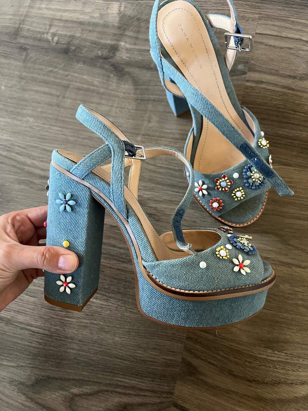 Zara ZARA Woman джинсовые босоножки с цветочным декором — фото 2