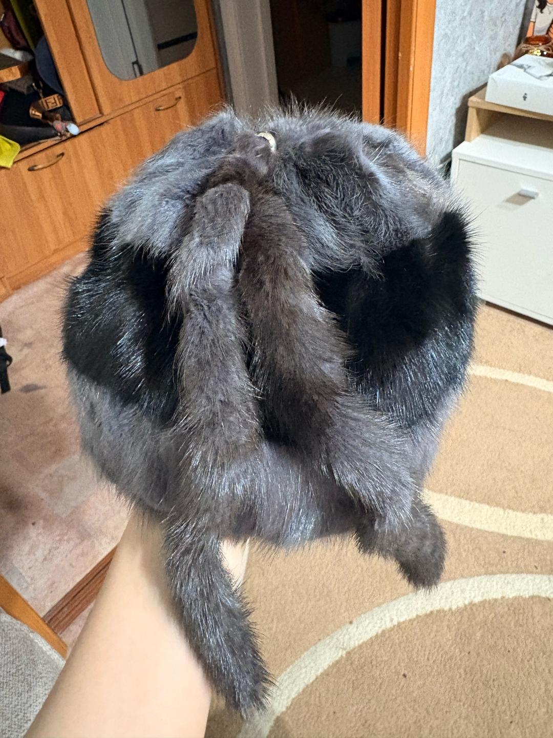 Женская меховая шапка — фото 2