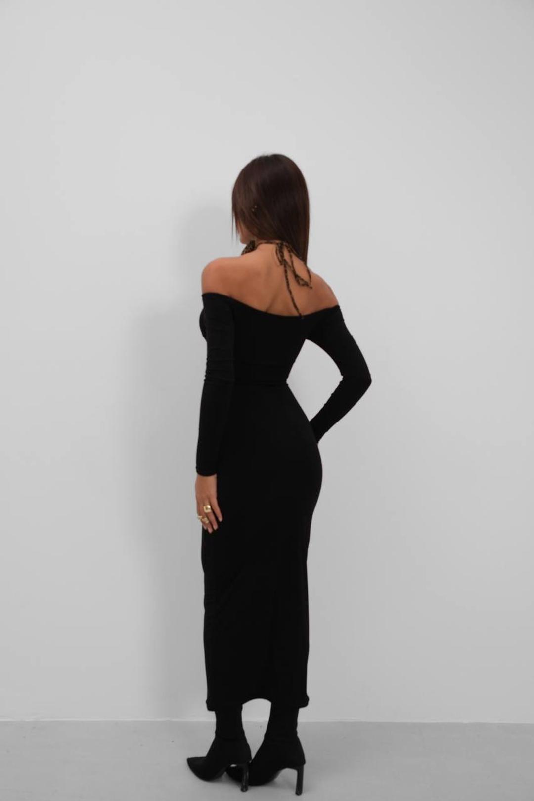 Black Fashion Черное облегающее платье с открытыми плечами — фото 2