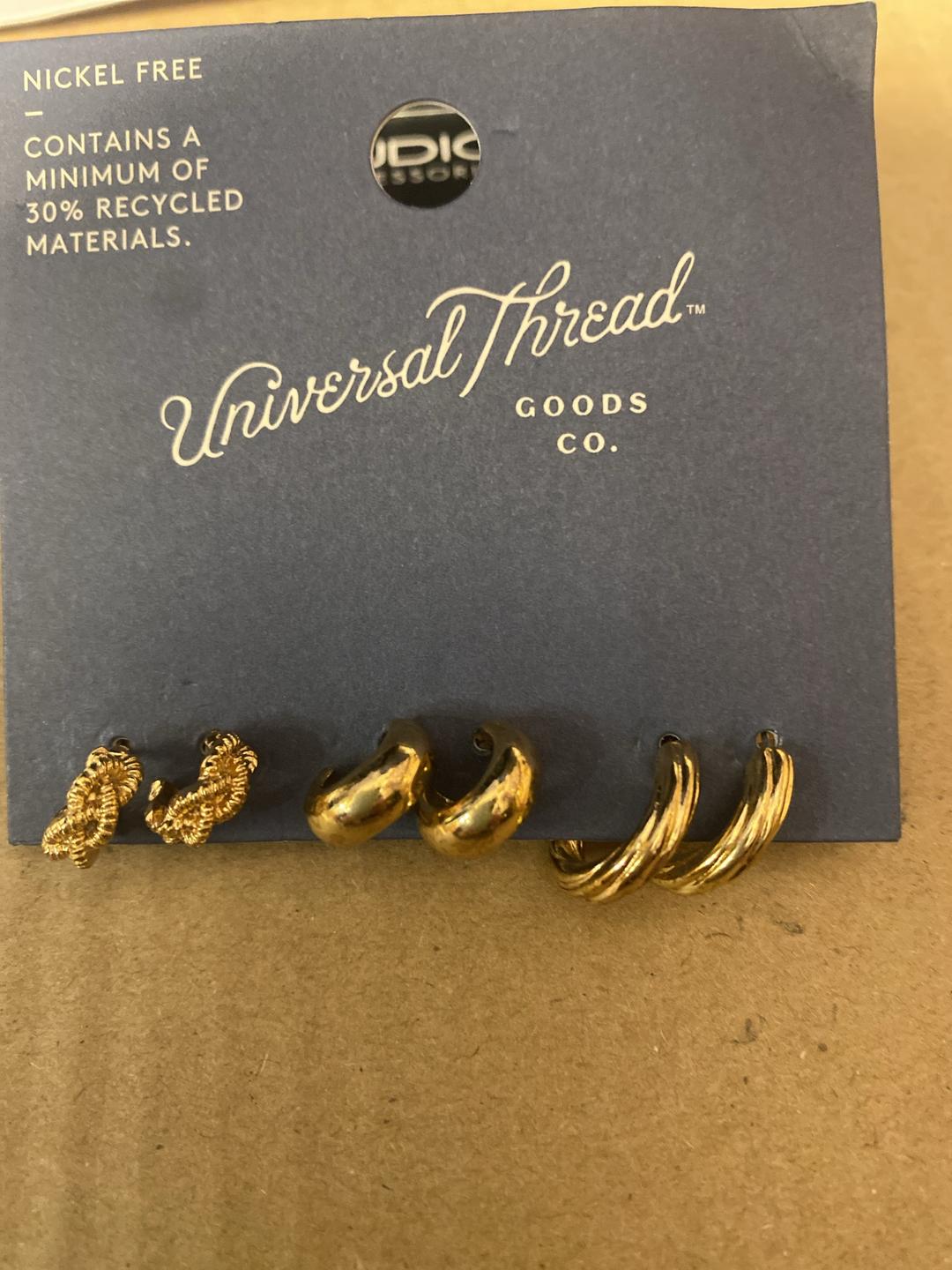 Universal Thread Набор сережек Universal Thread — фото 2