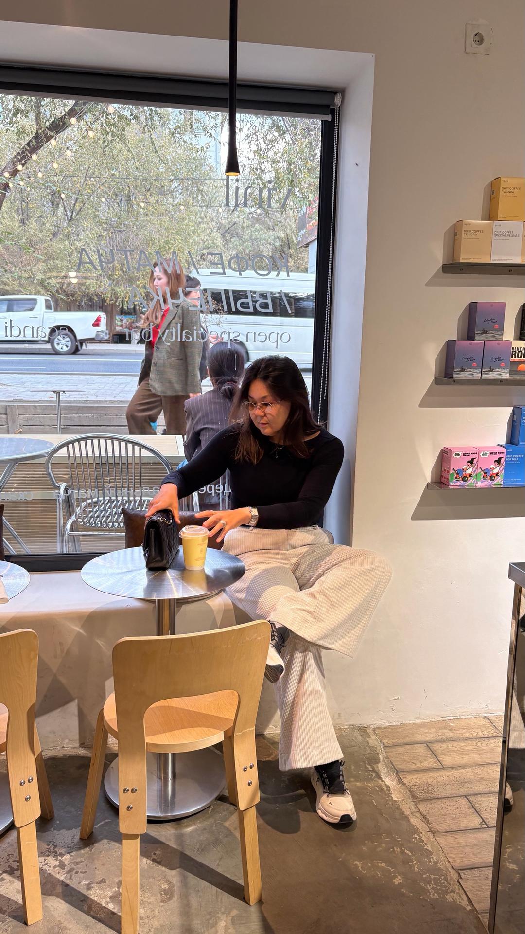 United Colors of Benetton Брюки Bелюр Benetton — фото 2