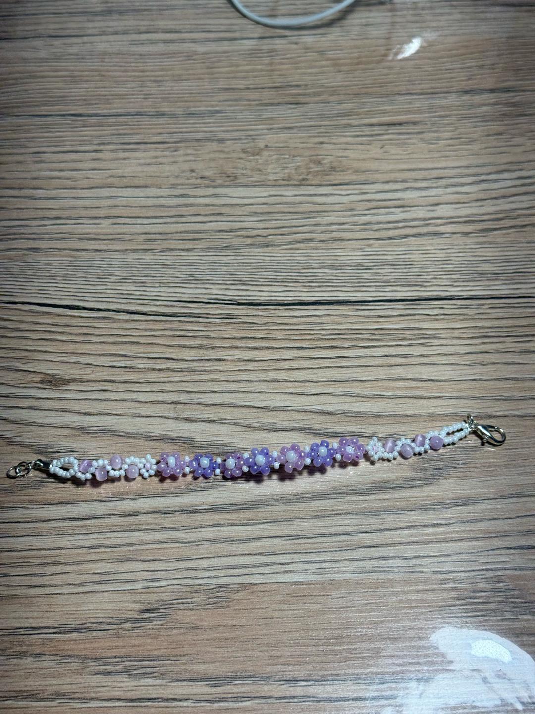 Handmade (ручная работа) браслет из бисера с цветочным узором — фото 2
