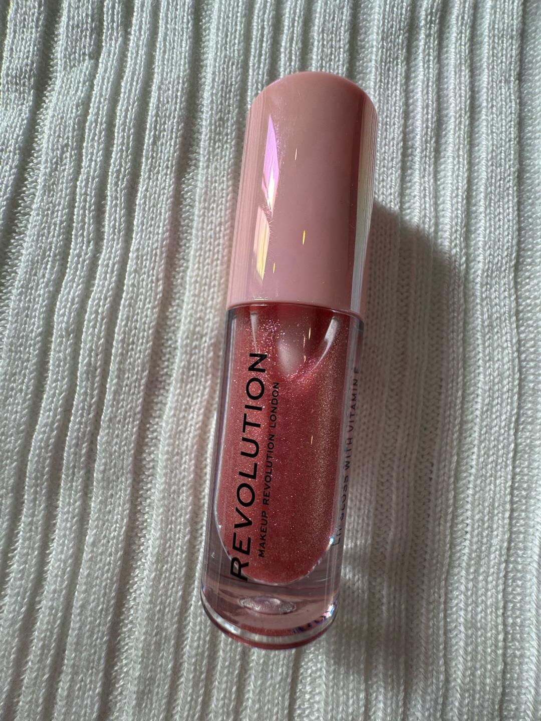 MakeUp Revolution Блеск для губ Makeup Revolution Shimmer Bomb — фото 2