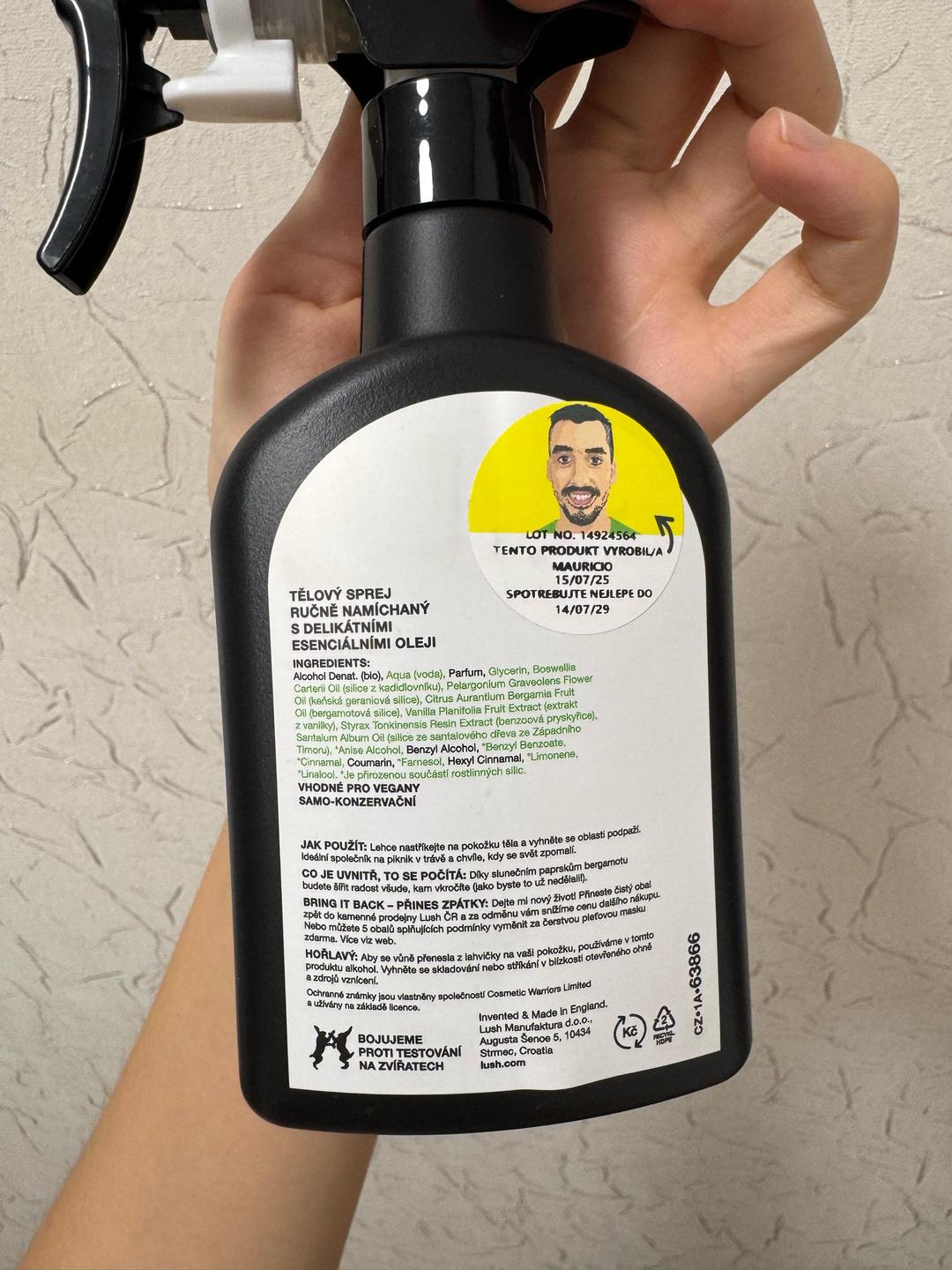 Lush Спрей для тела Lush Strawberry Feels Forever — фото 2