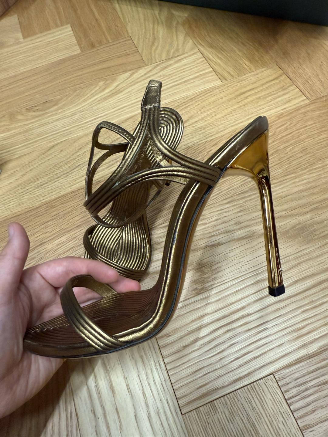 Yves Saint Laurent Босоножки — фото 2