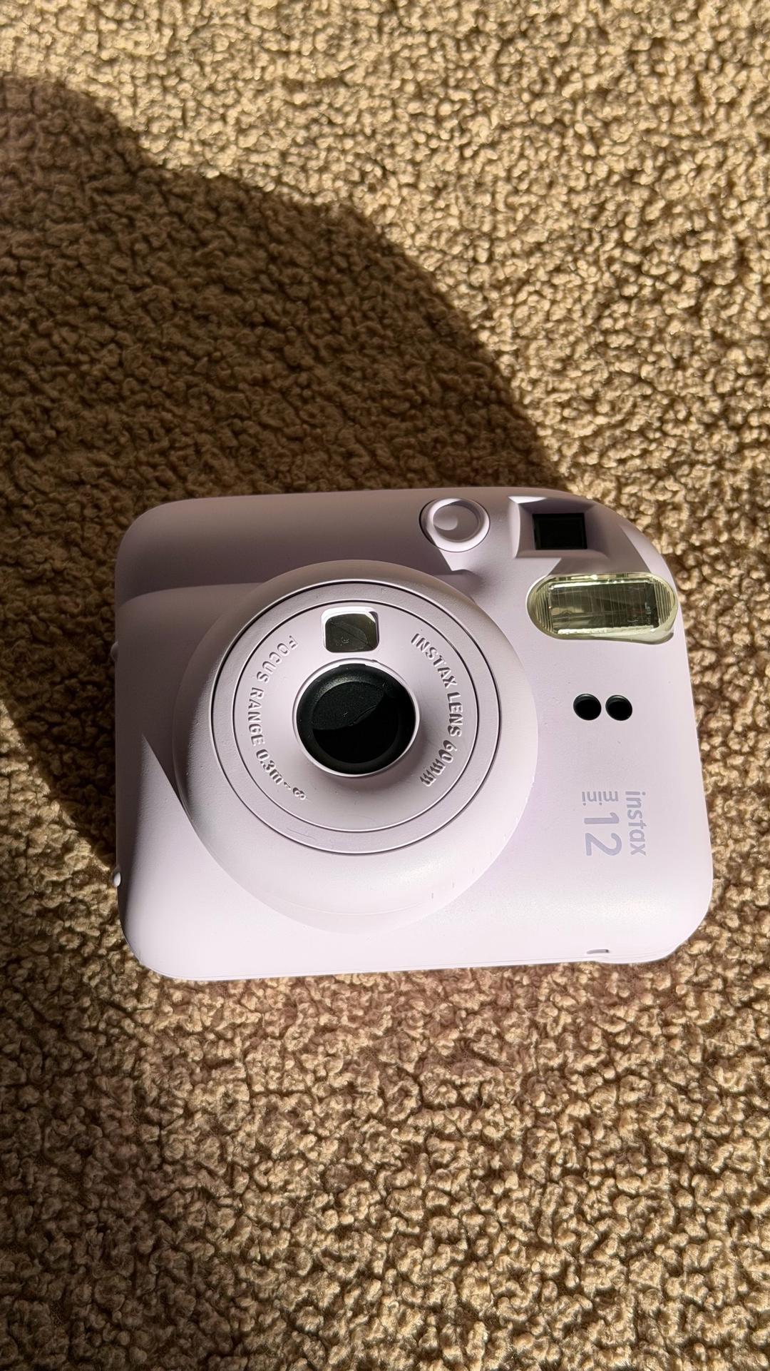 Fujifilm Fujifilm Instax mini 12 камера с чехлом и альбомом — фото 2