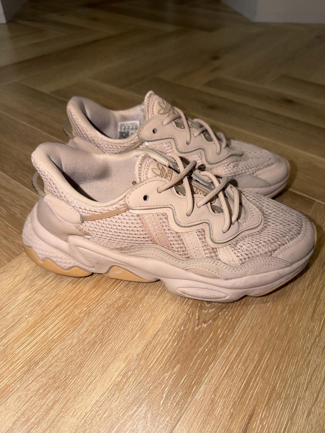 Adidas Кроссовки adidas ozwego 37 размер — фото 2