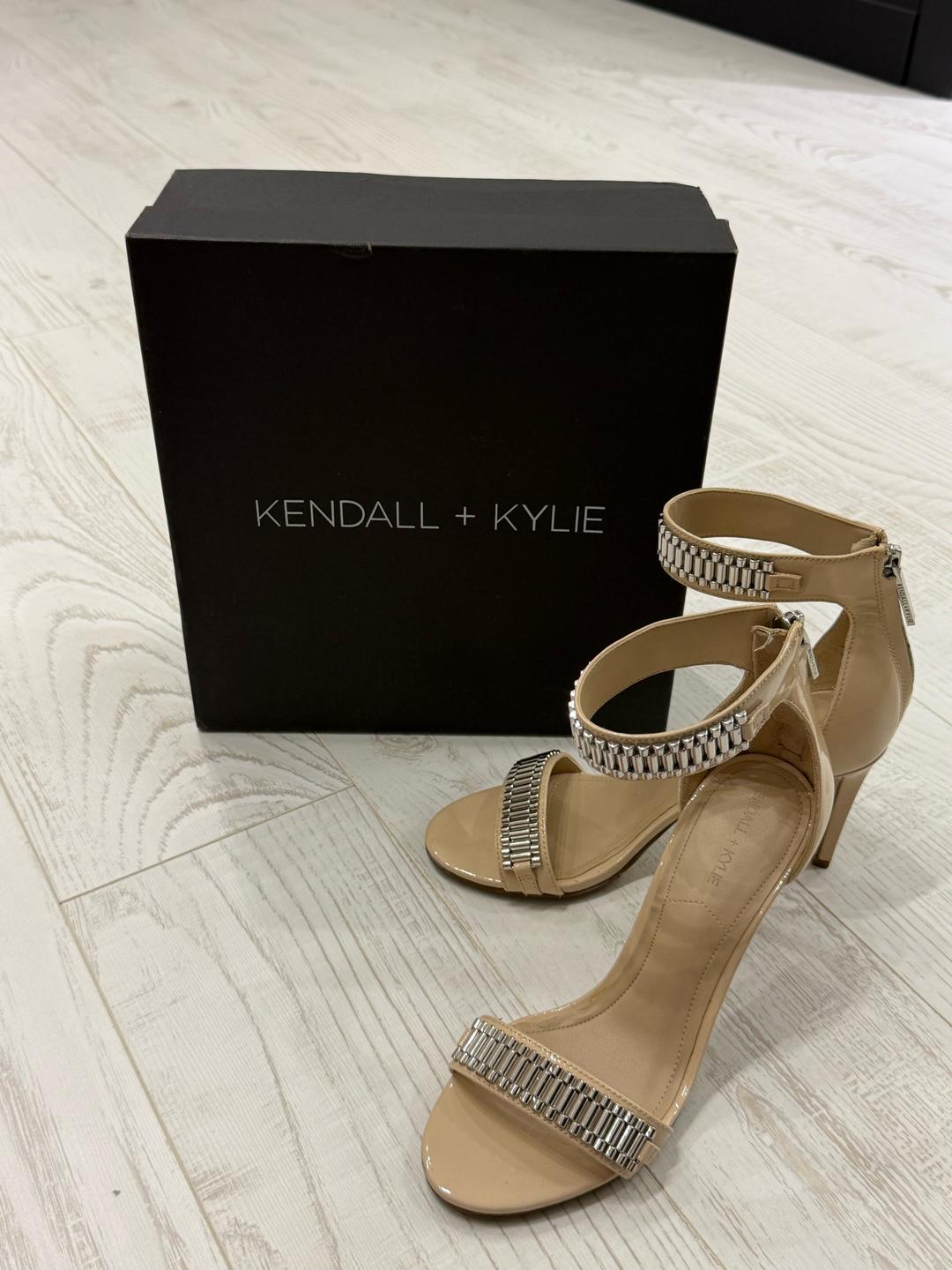 Kendall & Kylie Босоножки KENDALL + KYLIE — фото 2