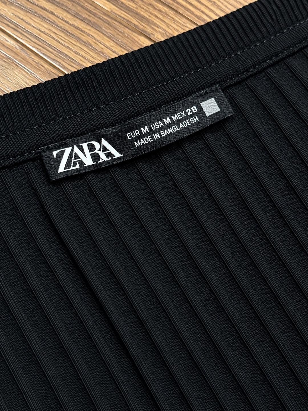 Zara Лонгслив Zara черный с квадратным вырезом — фото 2