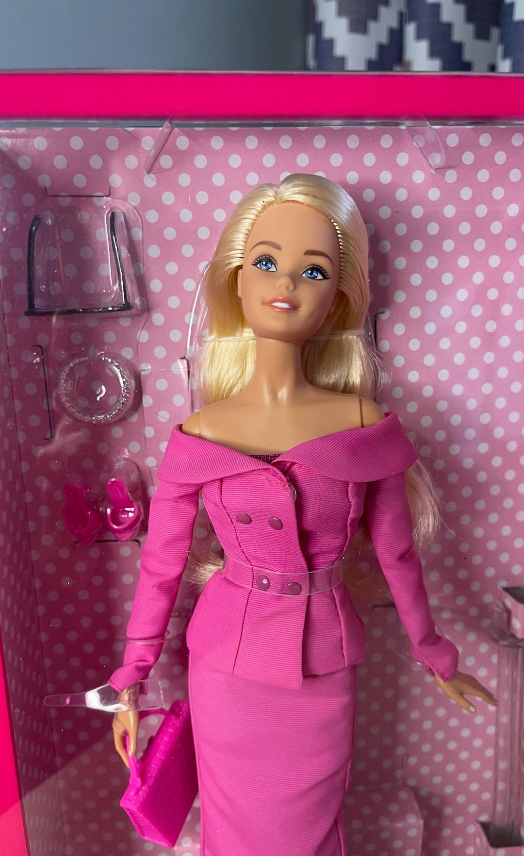 Mattel Коллекционная кукла Barbie Signature Styled by Andrew Mukamal — фото 2