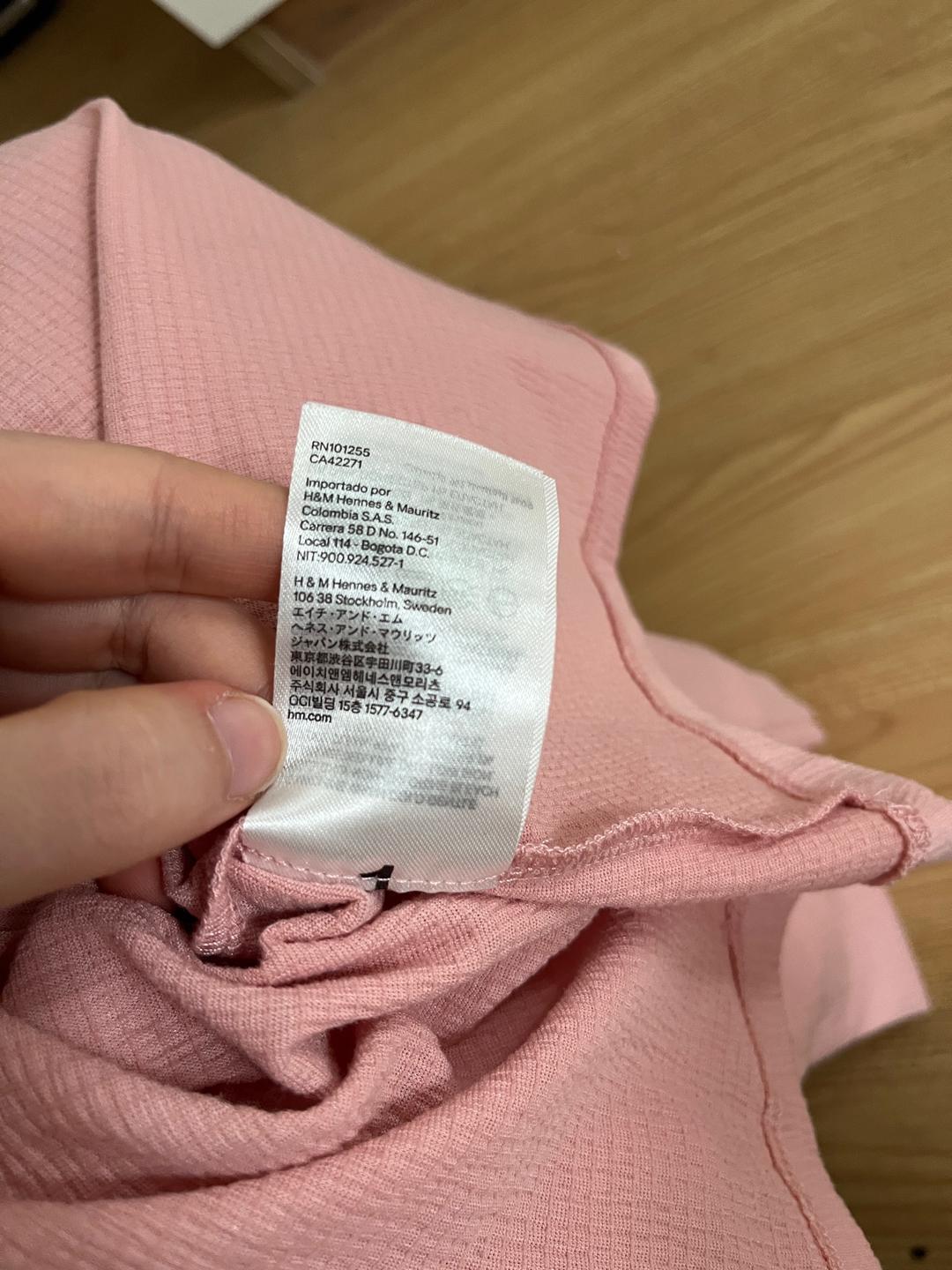 H&M Блузка H&M с открытыми плечами — фото 2