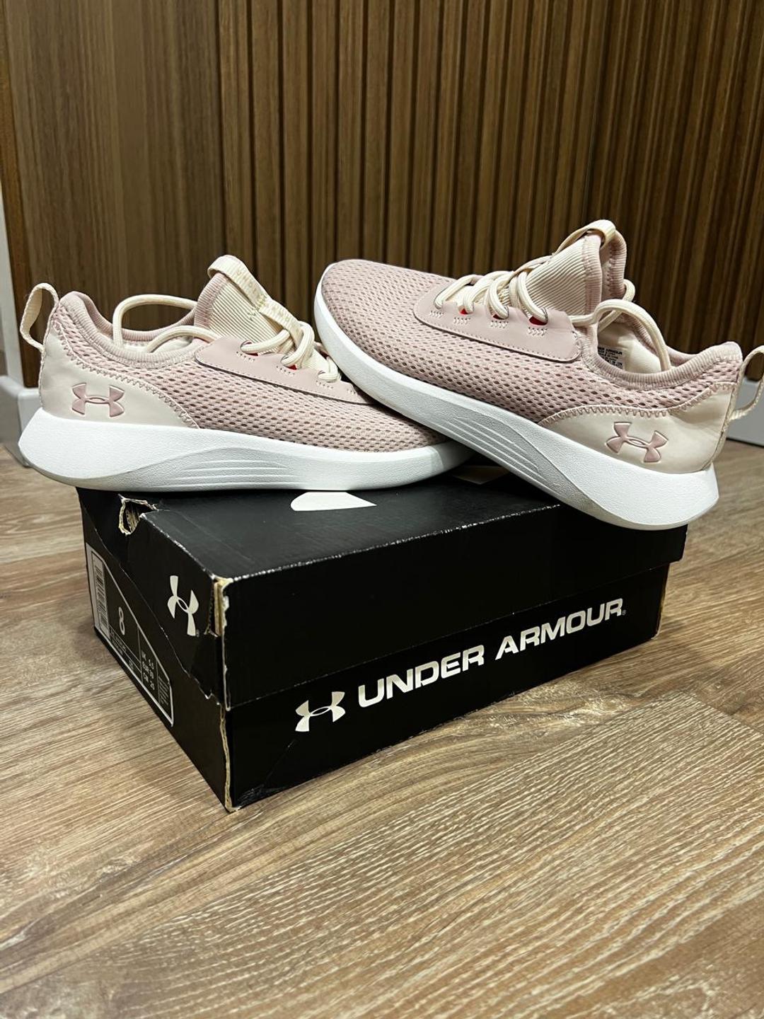 Under Armour Кроссовки Under Armour. Как новые! — фото 2