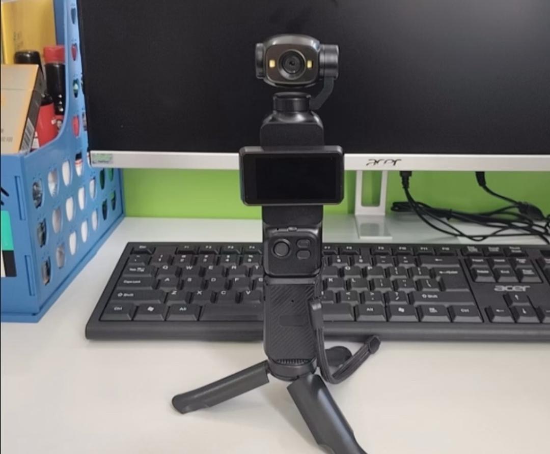 DJI Экшн-камера на стабилизаторе с экраном и пультом — фото 2