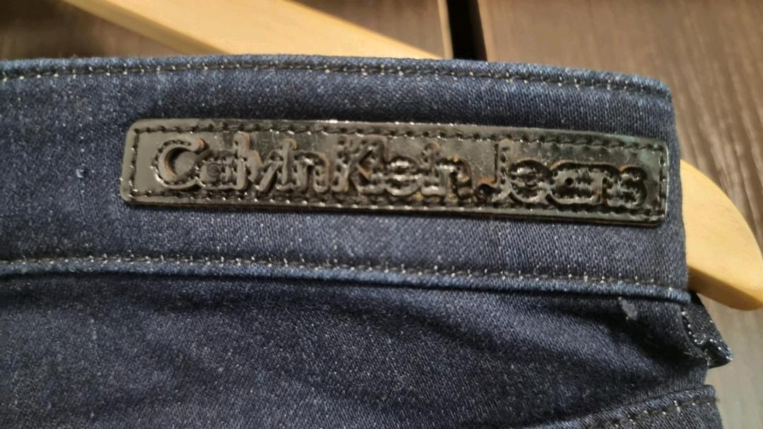 Calvin Klein Джинсы унисекс — фото 2