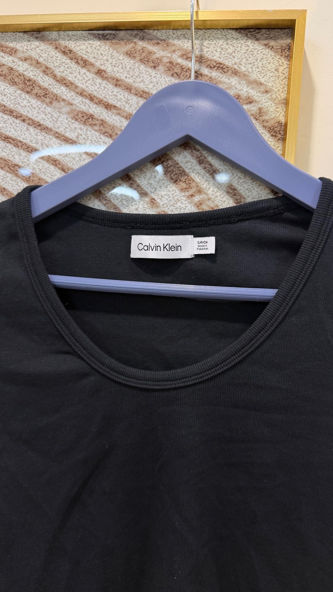 Calvin Klein Логслив Calvin Klein. Размер S . Оригинал. Состояние отличное — фото 2